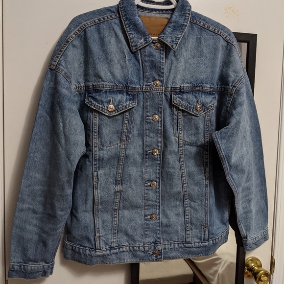 AE BNWT DENIM JACKET - Picture 2 of 5